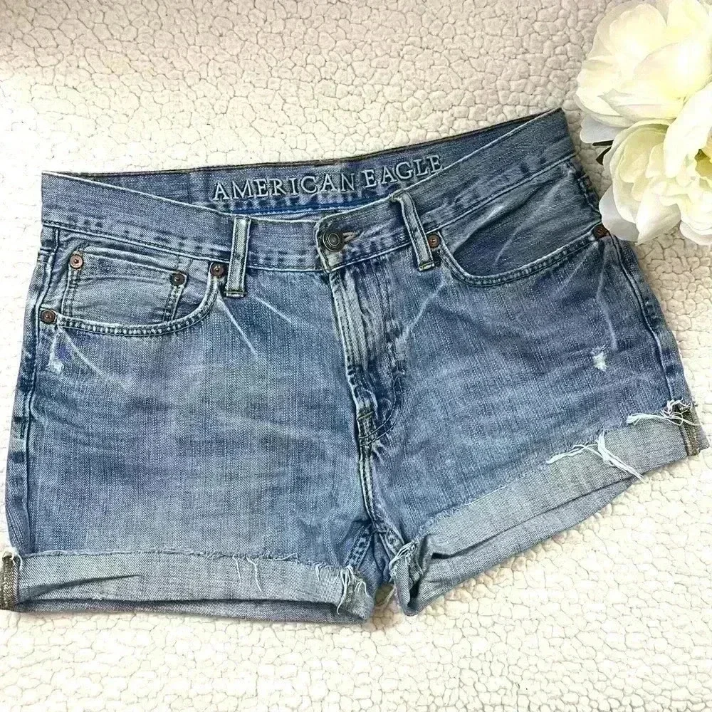 American Eagle Slim Straight Web Cuff Distress Denim Highrise Jean Shorts‎